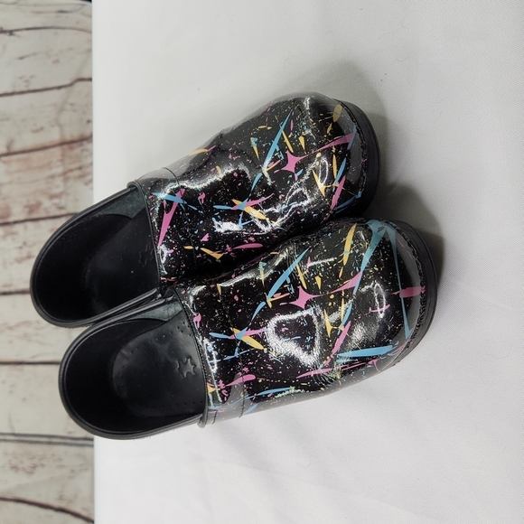 Dansko paint splatter clogs - Picture 1 of 9